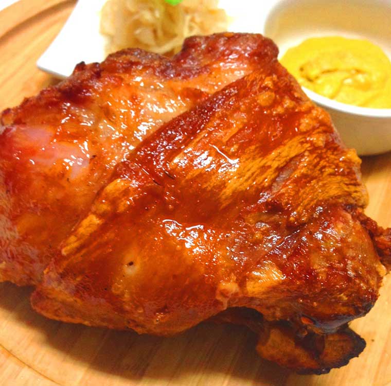 整塊酥烤脆皮德國豬腳