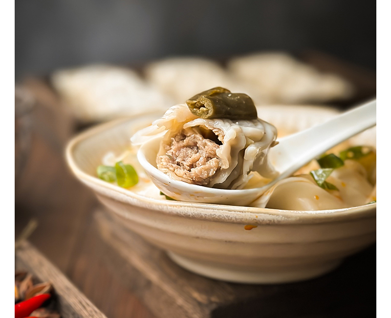 上海皮蛋剝皮辣椒大餛飩_情境圖2