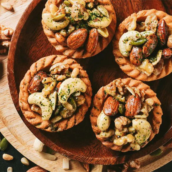 使用天然乾燥之海苔，鹹香口味的百搭首選，老少咸宜！