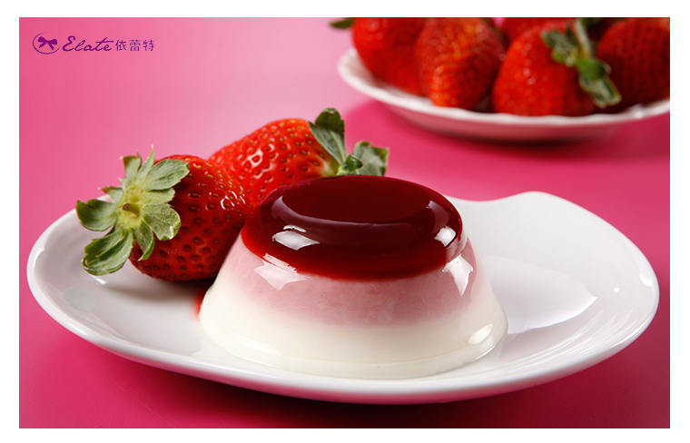 濃厚乳香調和微酸草莓，散發著誘人香氣，酸甜好滋味令人難以抗拒
